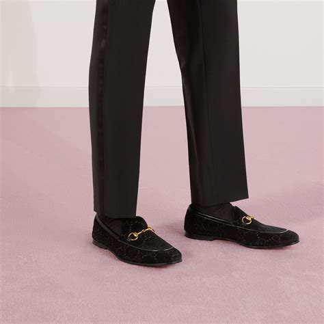 gucci jordaan gg velvet loafer op straat|end clothing gucci jordaan.